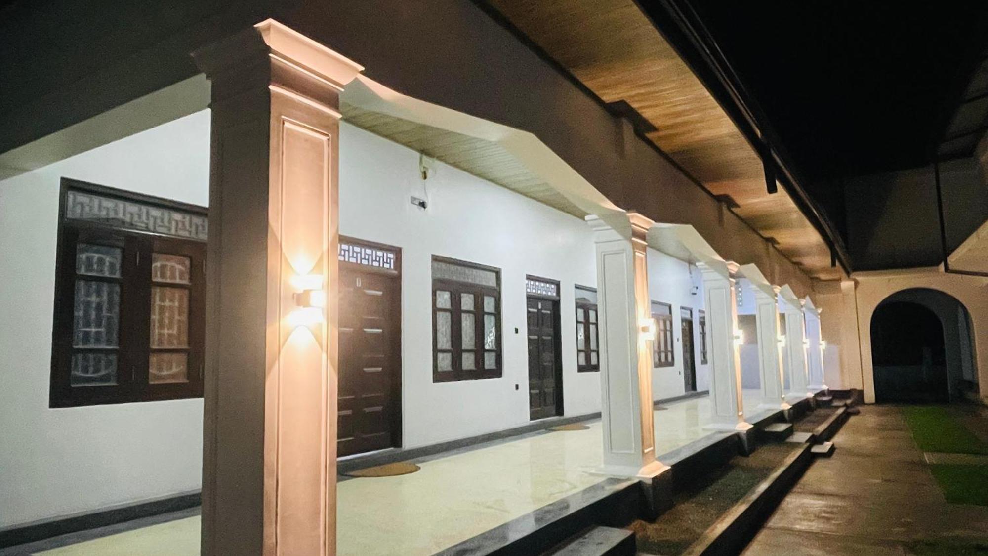 The Sanctum Otel Talaimannar Dış mekan fotoğraf