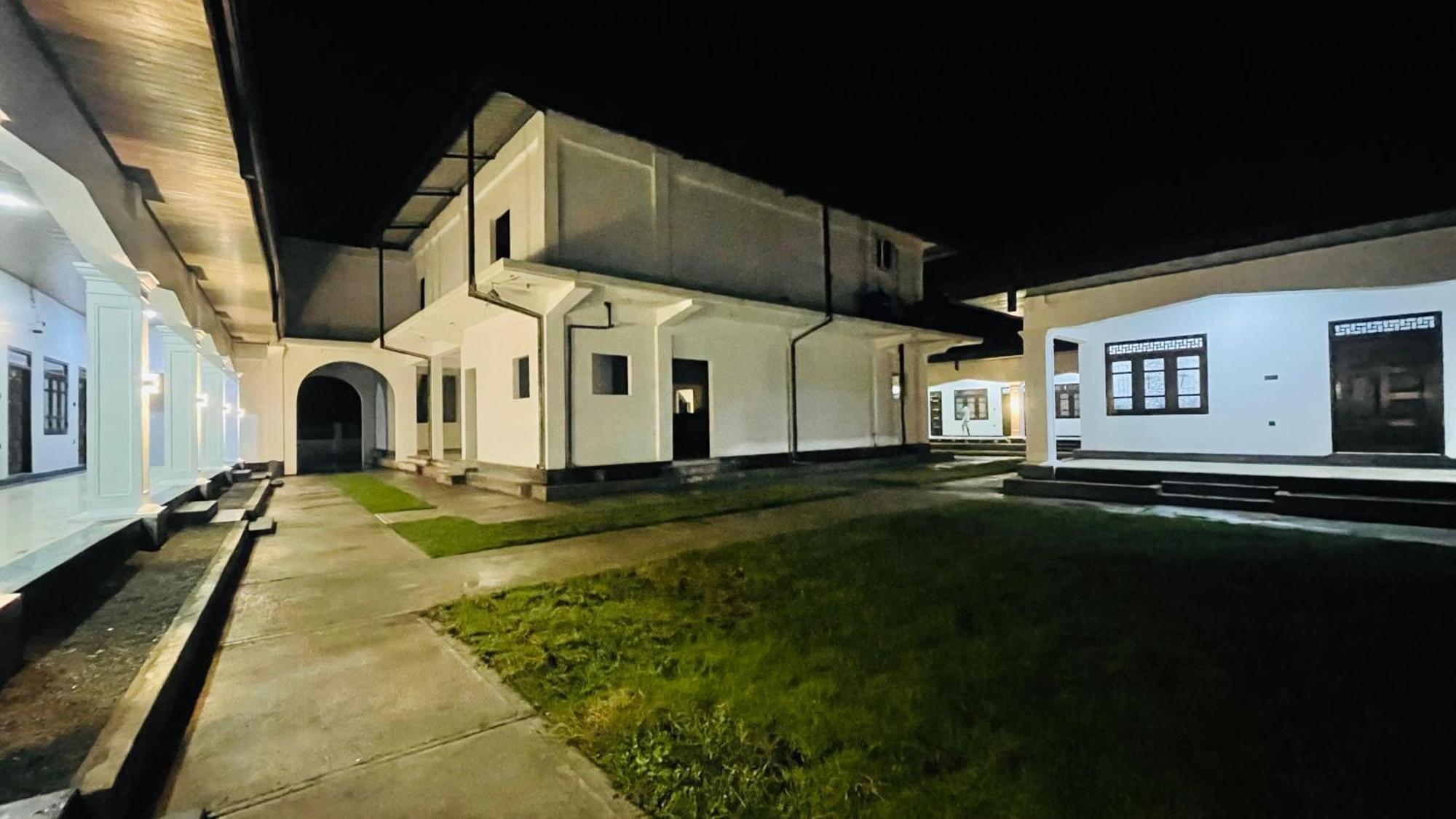 The Sanctum Otel Talaimannar Dış mekan fotoğraf
