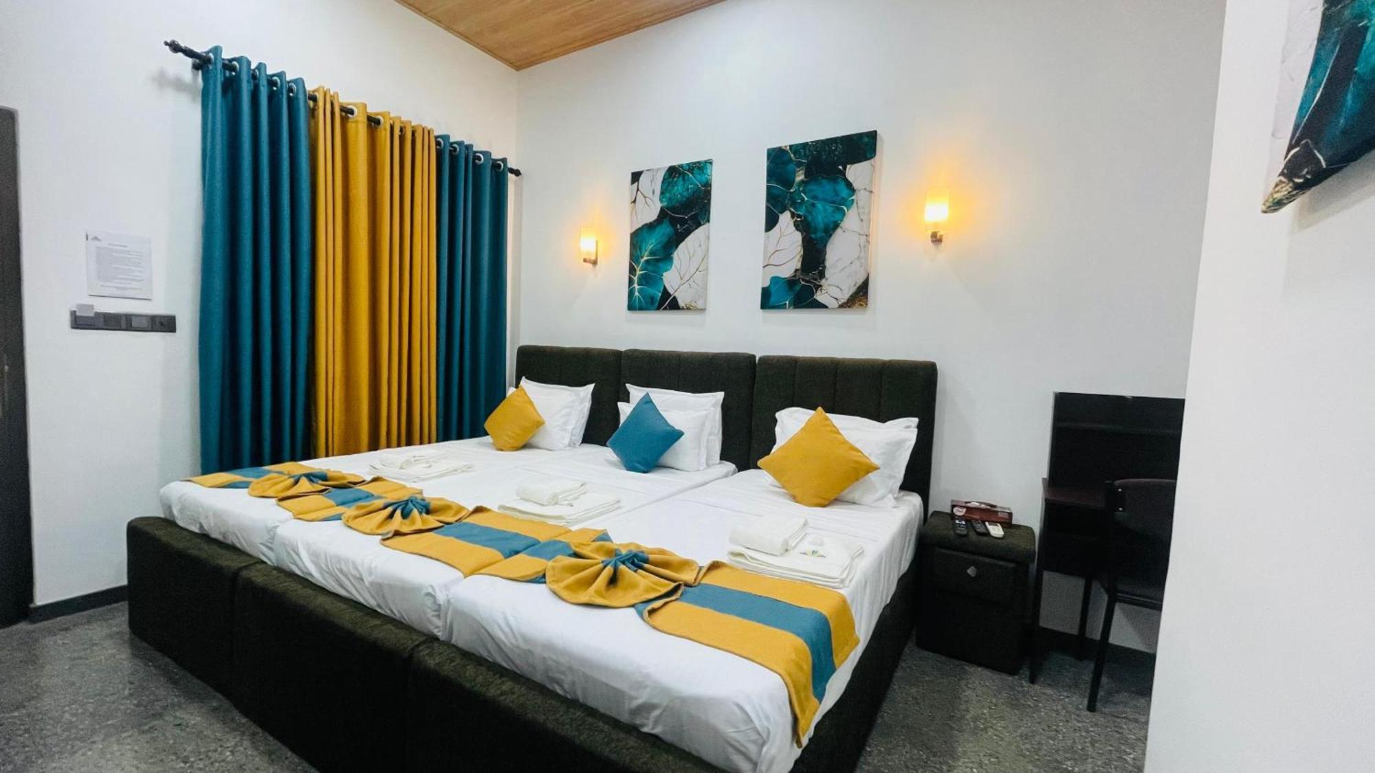 The Sanctum Otel Talaimannar Dış mekan fotoğraf
